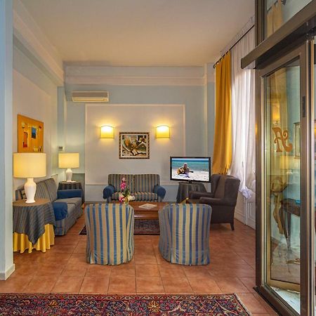 Hotel Arcangelo Viareggio Exterior foto
