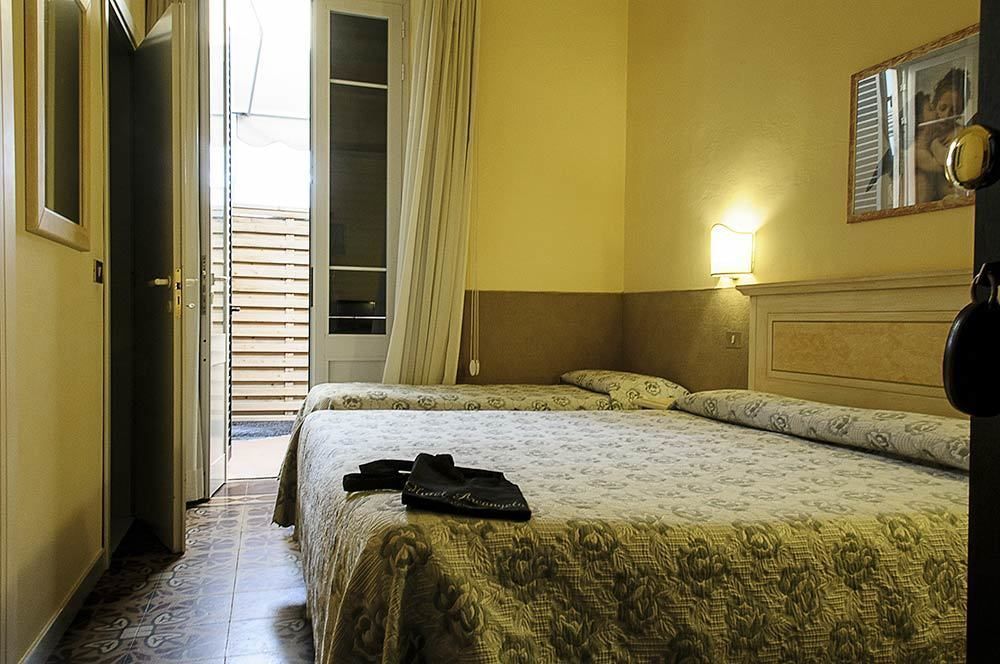 Hotel Arcangelo Viareggio Exterior foto